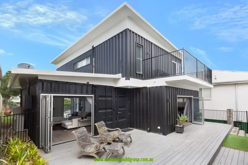 Cronulla - rear elevation showing deck and balcony